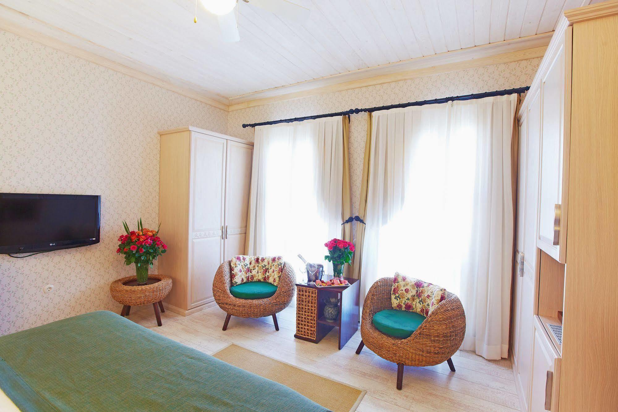 Casa Oliva Alacati - Adults Only 14 Plus Екстериор снимка
